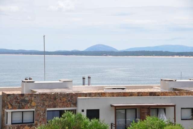 Apartamento en Punta Ballena con excelente vista a los atardeceres